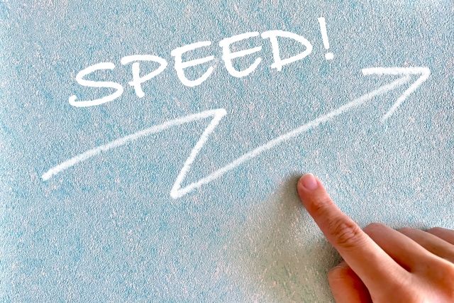 SPEEDの文字列を指す指