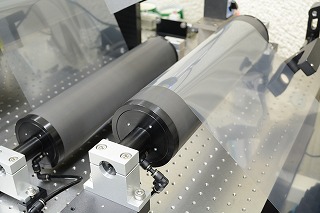 非接触搬送ロール